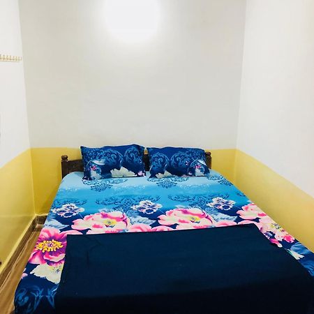 Blue Waves Guest House Calangute Esterno foto